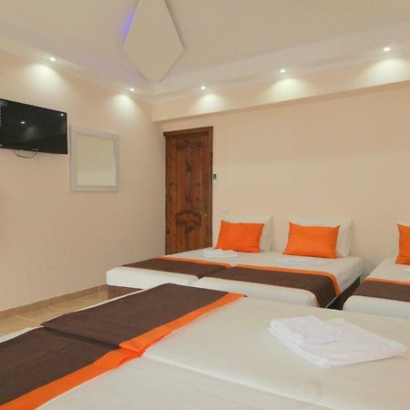 Saba Hotel Sekvetili Kültér fotó