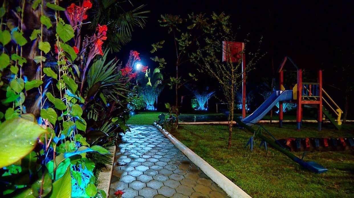 Saba Hotel Sekvetili Kültér fotó