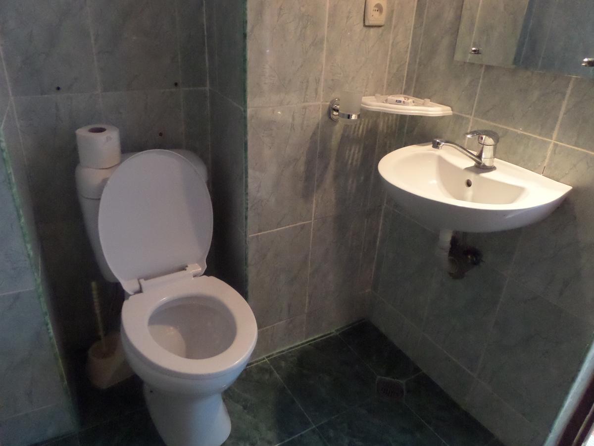 Saba Hotel Sekvetili Kültér fotó