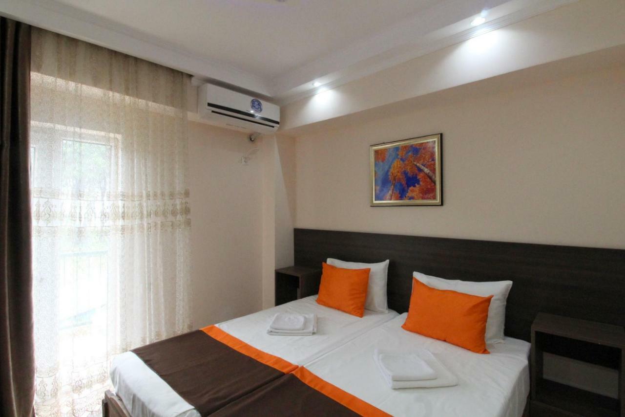 Saba Hotel Sekvetili Kültér fotó