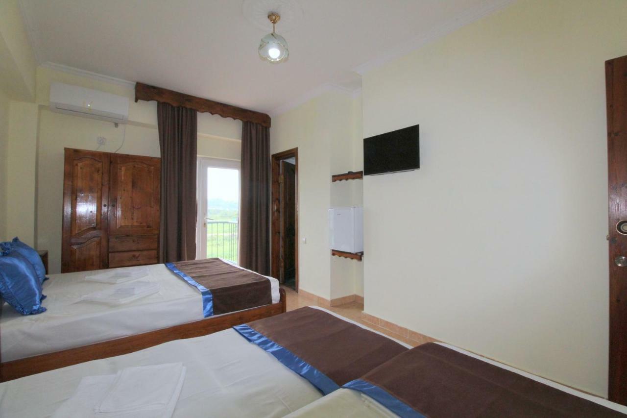 Saba Hotel Sekvetili Kültér fotó